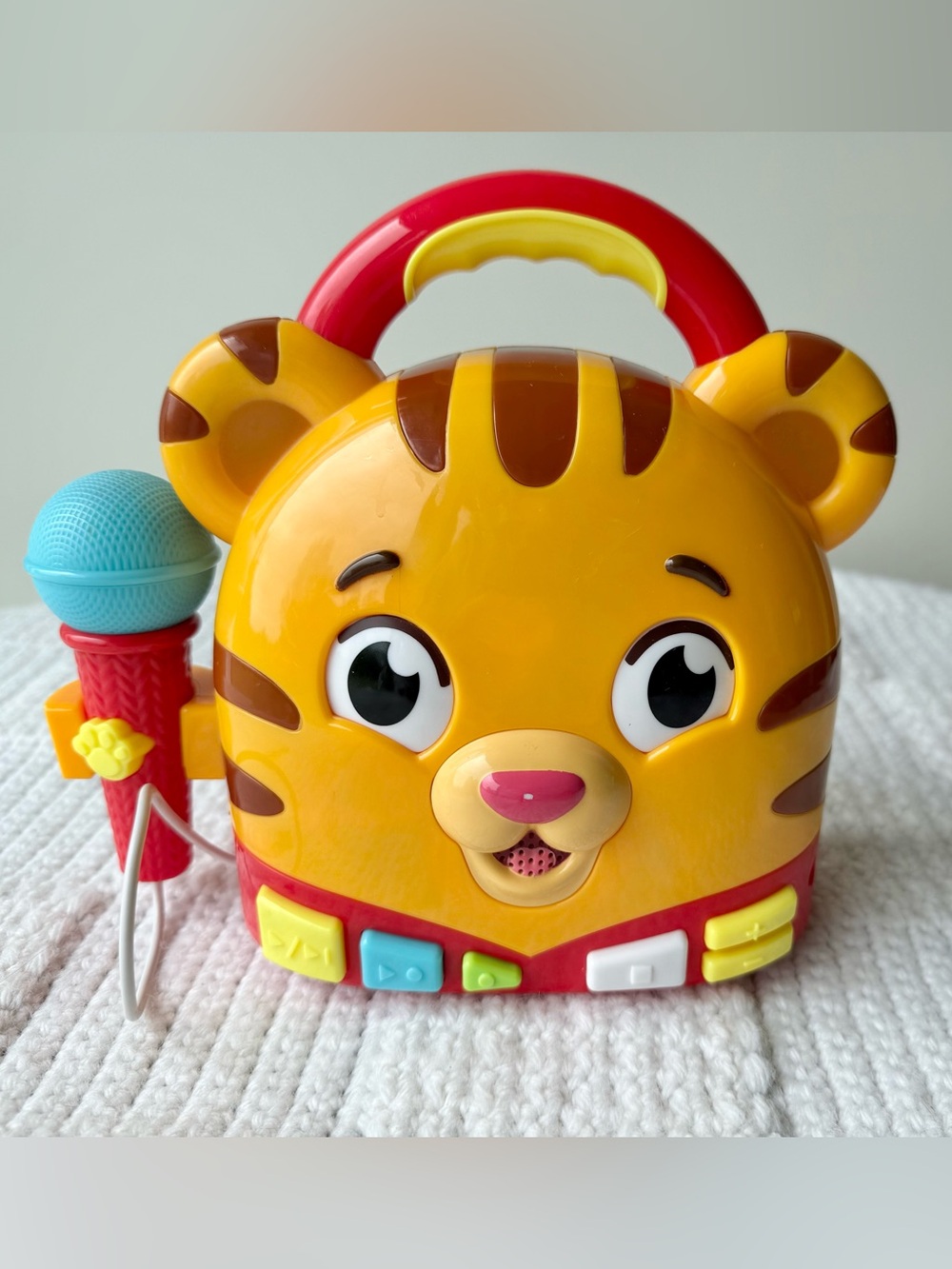 Daniel Tiger’s Neighborhood Sing Along Toy